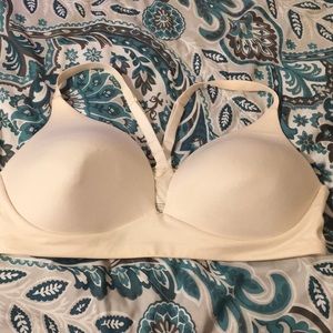 Victoria’s Secret Bra 38D